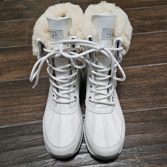 Ugg Adirondack III Quilt Boots Women's 9 Bright White/Gray - Picture 8 of 13